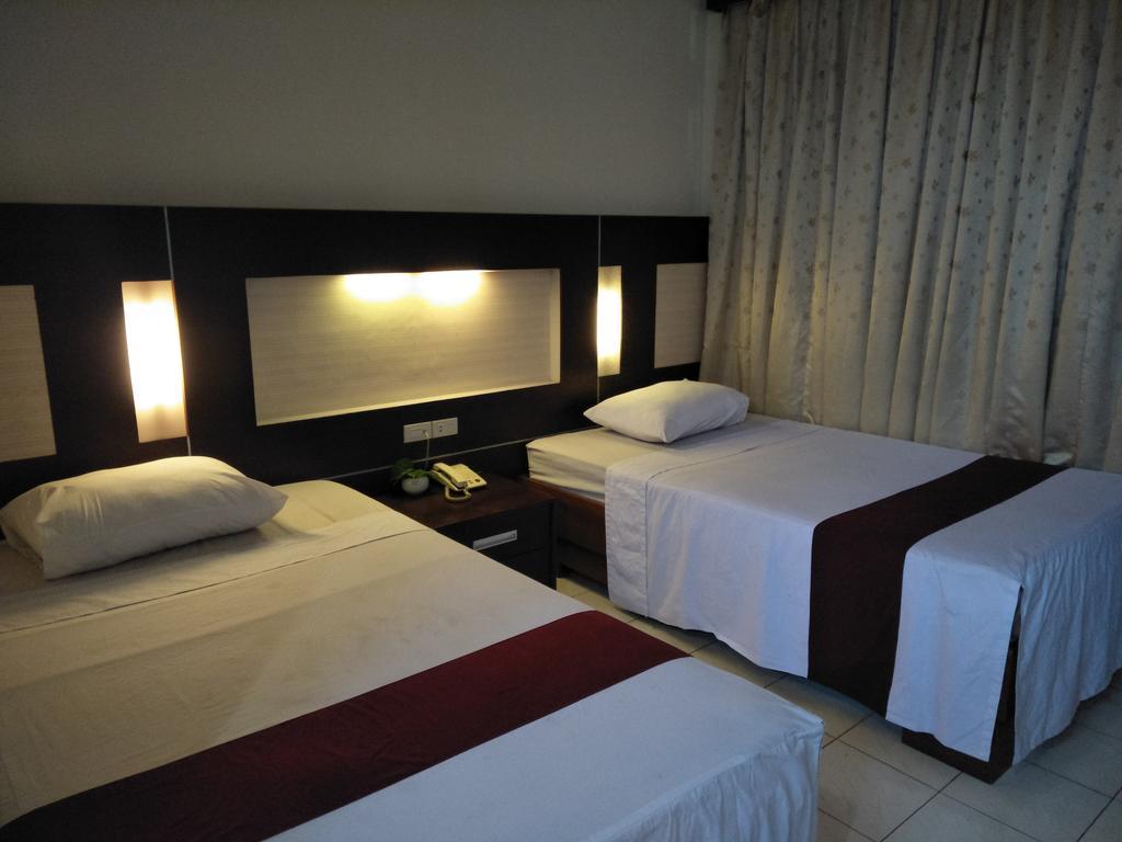 Hotel Wisanti Yogyakarta Esterno foto